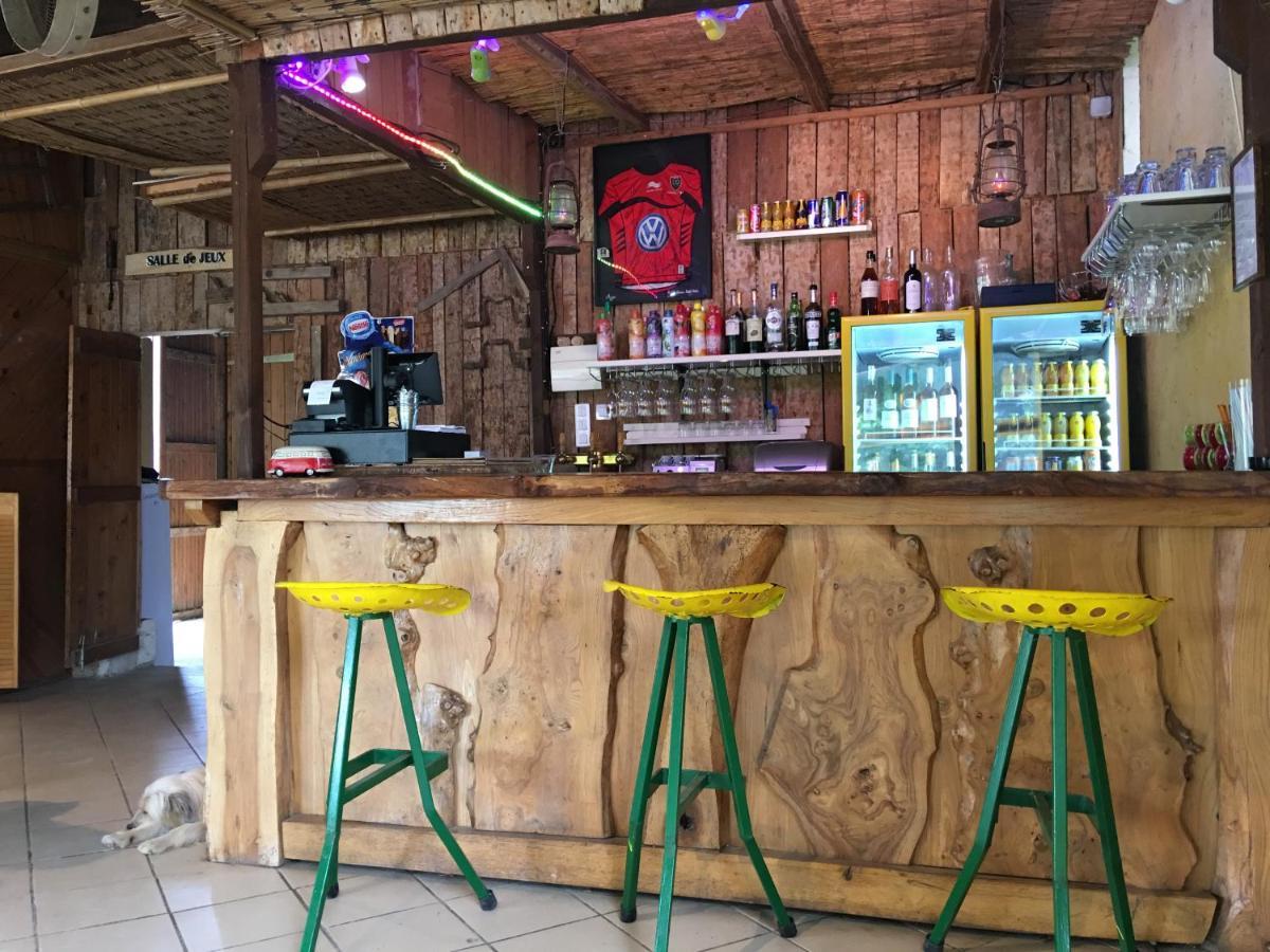 Camping La Ferme De Perdigat Limeuil Exteriör bild
