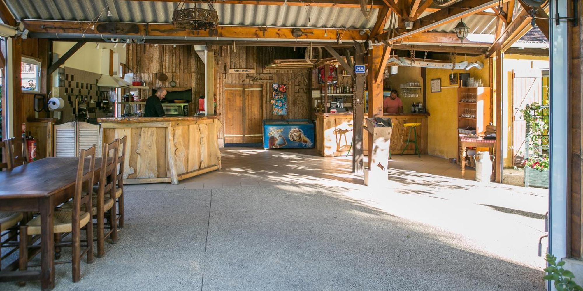 Camping La Ferme De Perdigat Limeuil Exteriör bild